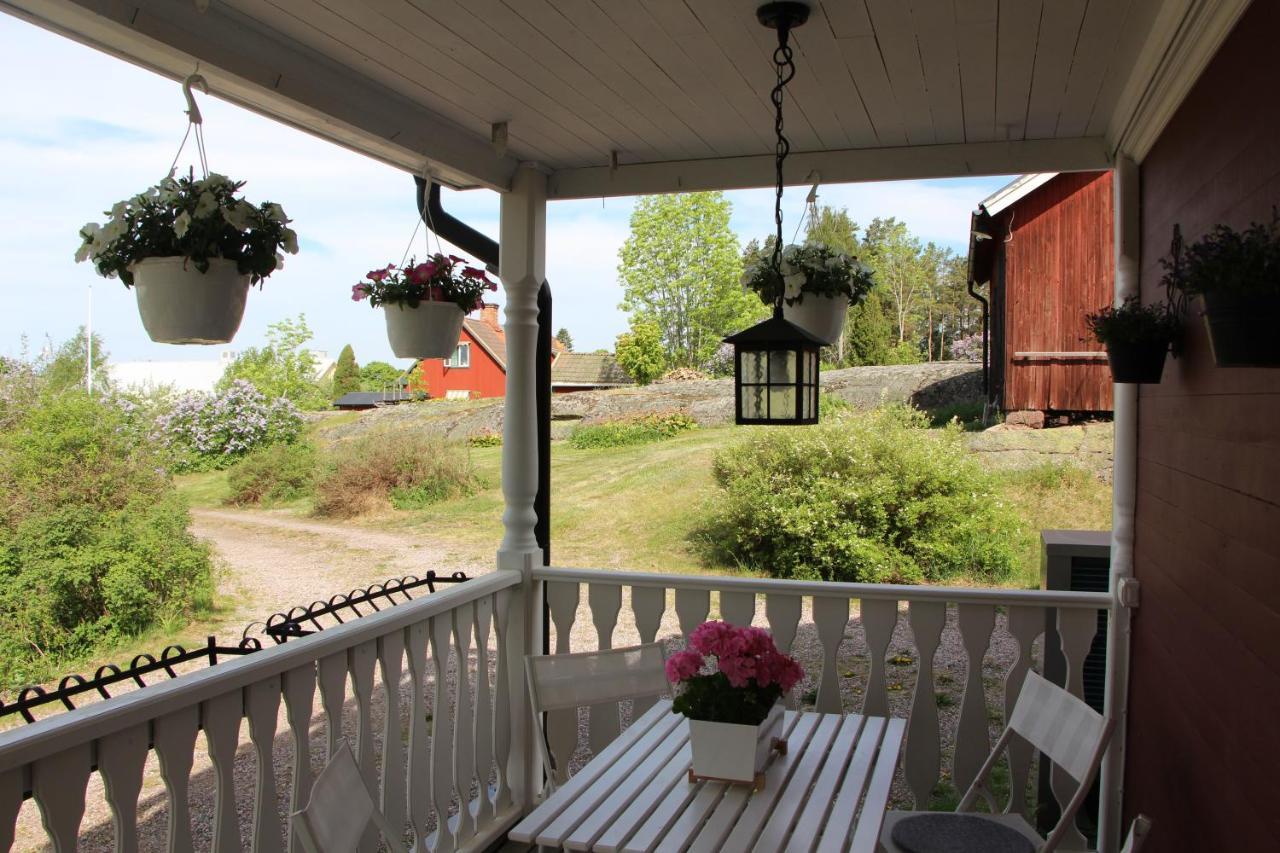 Hedesunda Bed&Breakfast Esterno foto
